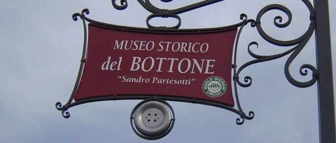Historical button&#8217;s museum “Sandro Partesotti”